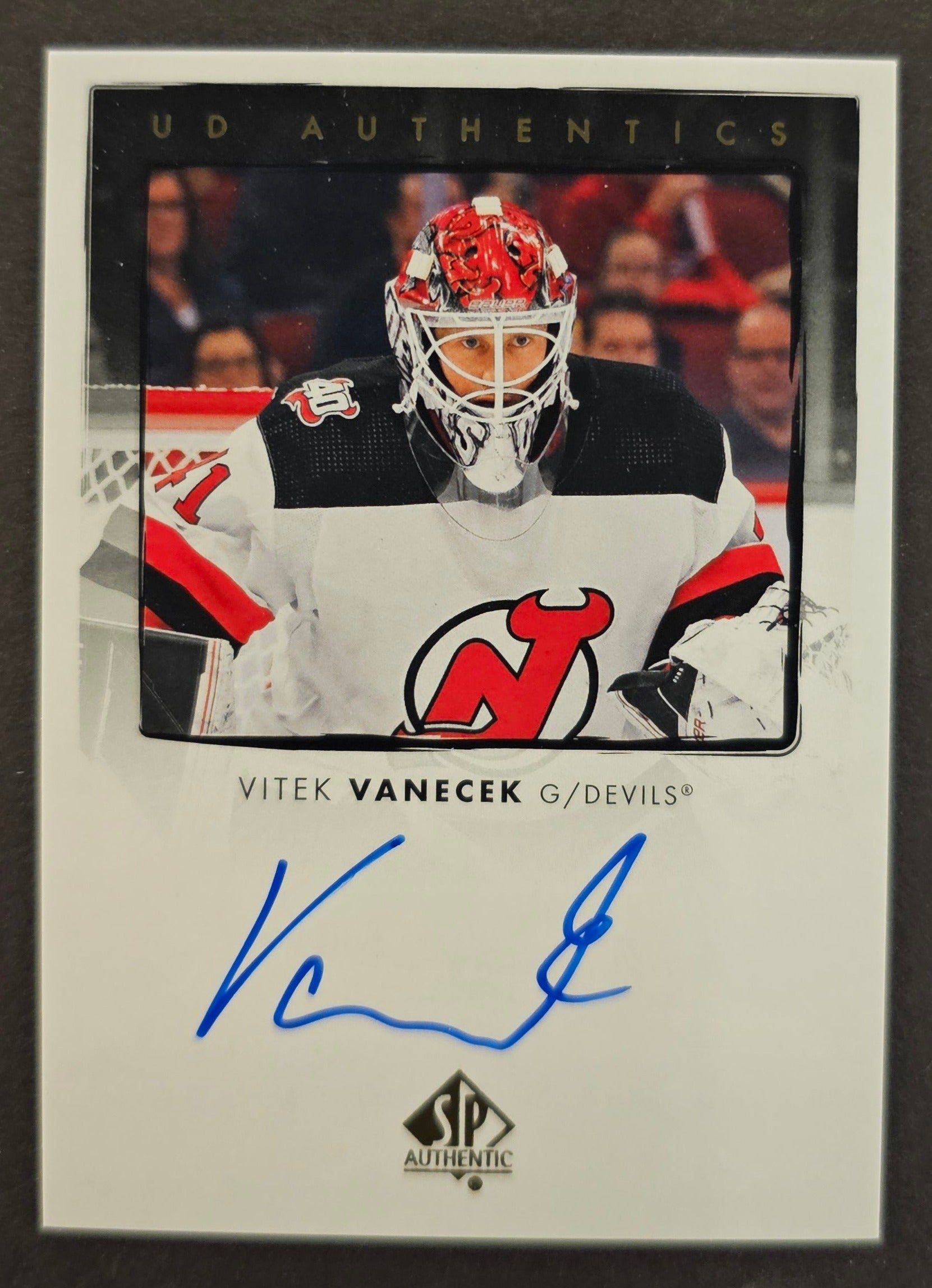 Vitek Vanecek UD Authentics Auto 2022 23 SP Authentic Pro Shop