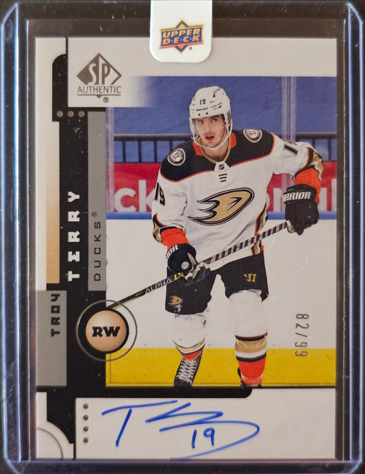 Troy Terry 01 Retro Auto /99 - 2021/22 SP AuthenticTroy Terry 01 Retro Auto /99 - 2021/22 SP Authentic