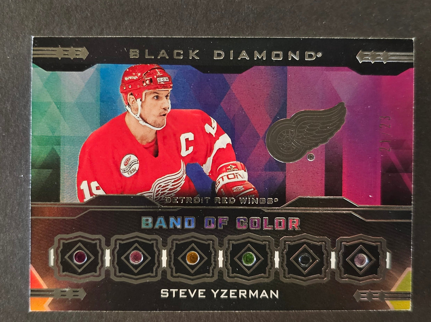 Steve Yzerman Band Of Color - 6 Color Relic /23 - 2023/24 Black Diamond