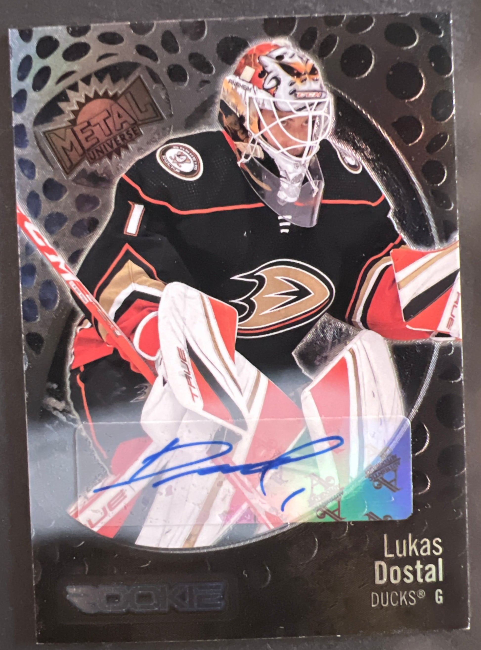 Lukas Dostal Rookie Auto /249 - 2022/23 Metal Universe