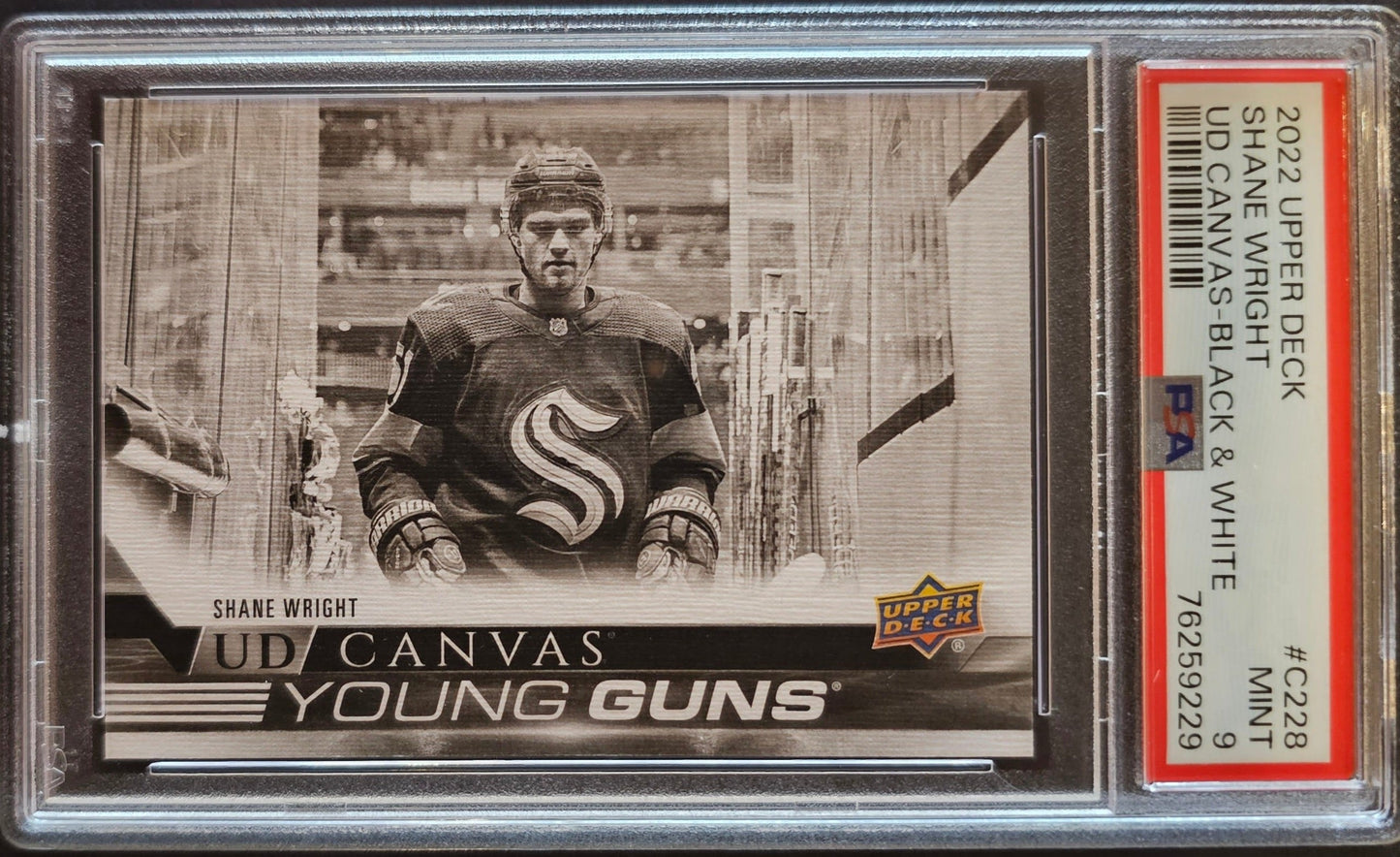 Shane Wright Young Guns Canvas Black and White Graded PSA 9 - 2022/23 Series 2