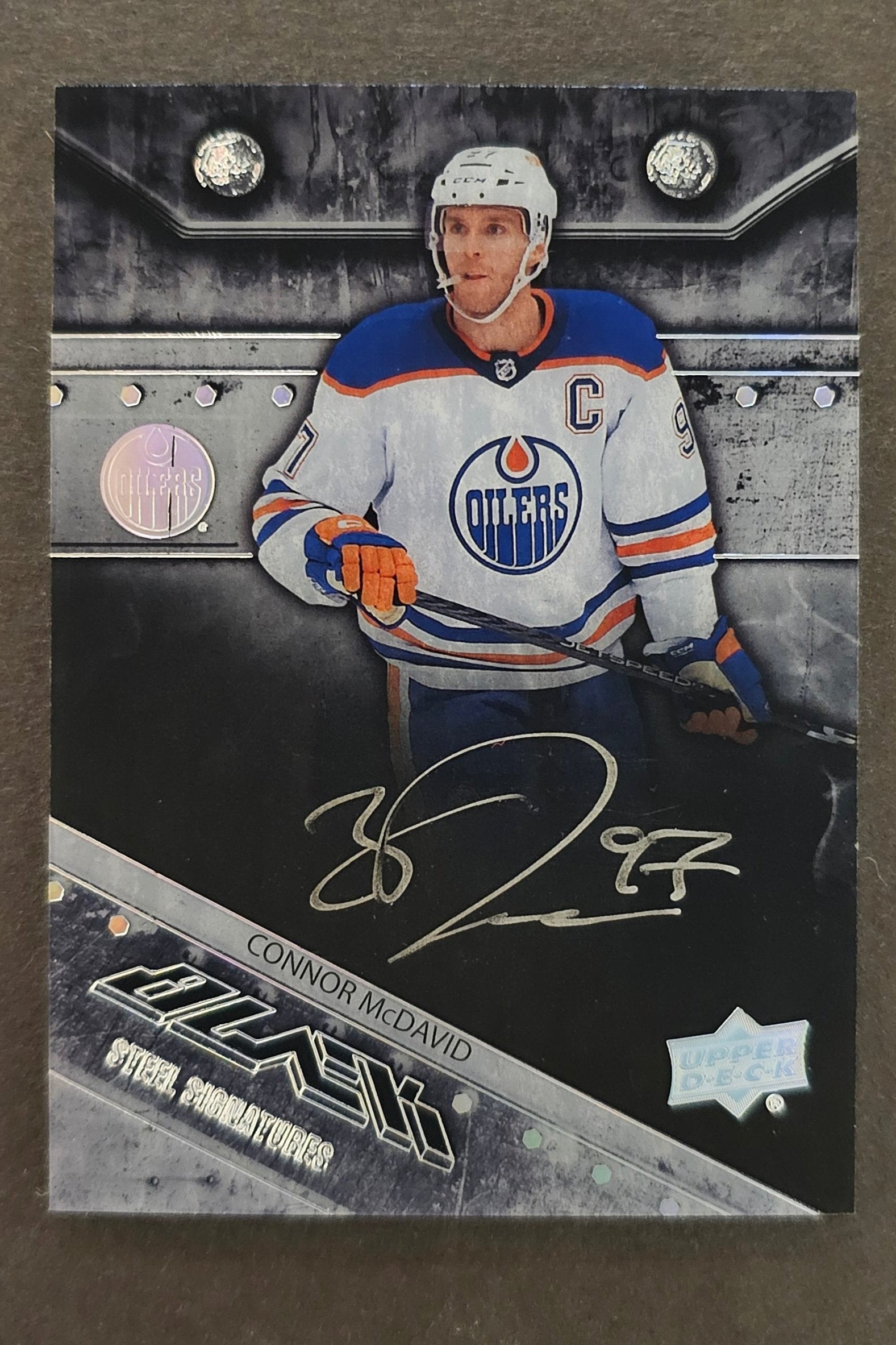 Connor McDavid Black Steel Signatures SSP - 2023/24 SPX