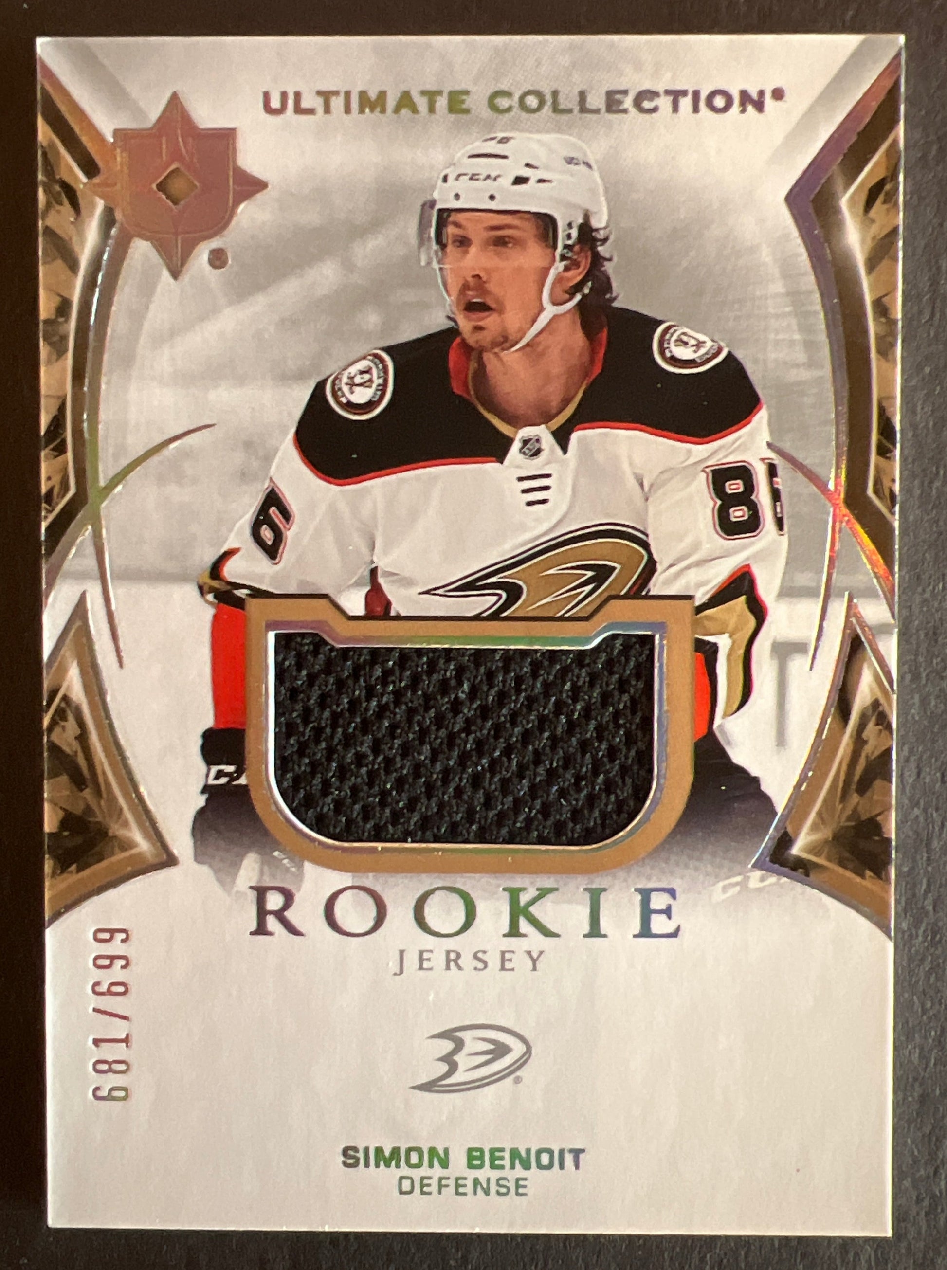 Simon Benoit Rookie Jersey /699 - 2021/22 Ultimate