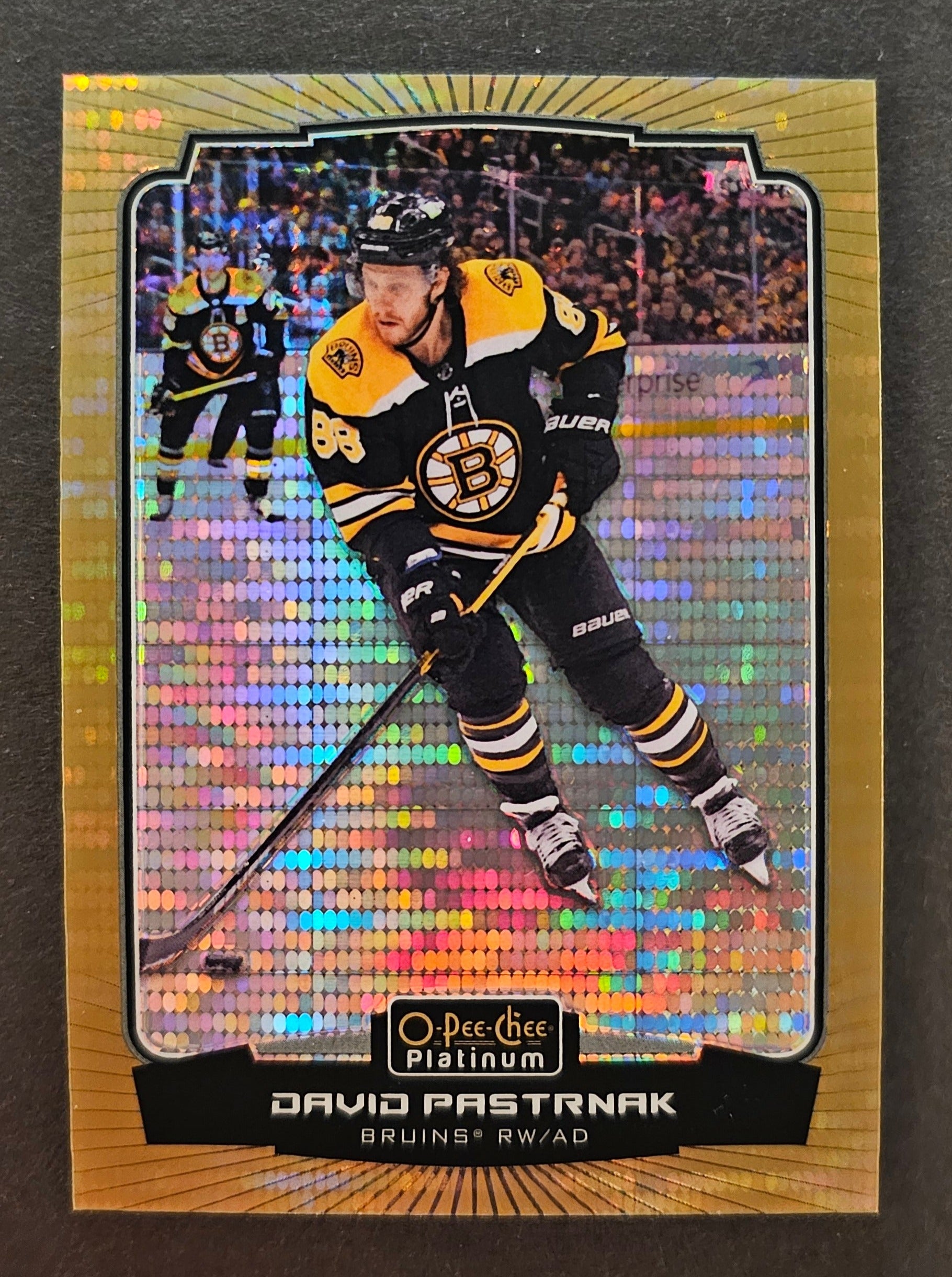 David Pastrnak #7 Seismic Gold /50 - 2022/23 O-Pee-Chee Platinum